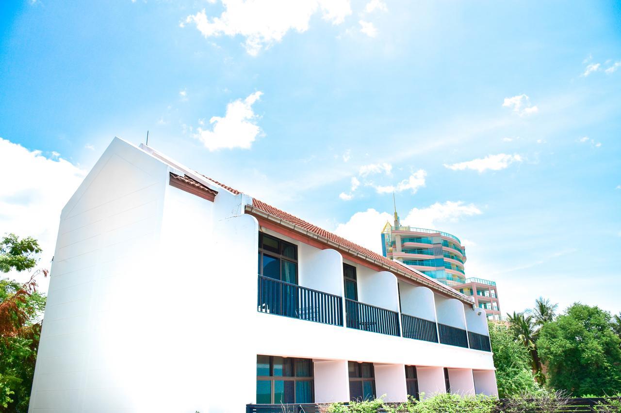 Sea Memories White Sand Beach Hotel Hua Hin Exterior photo
